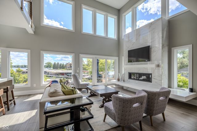 9681 Marina Village Drive, Indianapolis, IN 46256