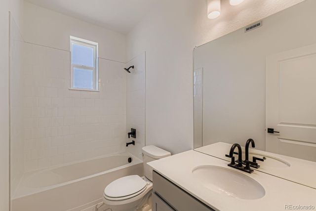 16598 Peak St., Broomfield, CO 80023