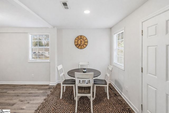 101 Pleasant Ridge Avenue, Greenville, SC 29605