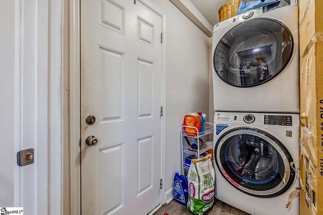 101 Pleasant Ridge Avenue, Greenville, SC 29605