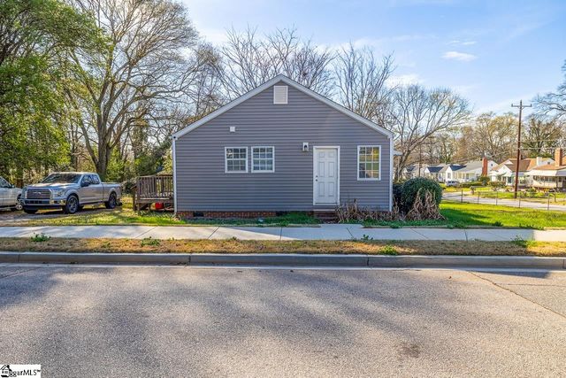 101 Pleasant Ridge Avenue, Greenville, SC 29605