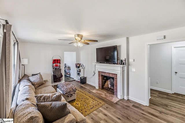 101 Pleasant Ridge Avenue, Greenville, SC 29605