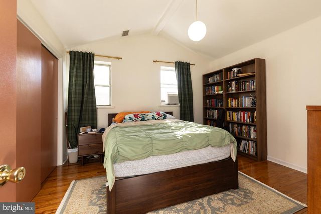 910 MOUNTAIN ST, Philadelphia, PA 19148