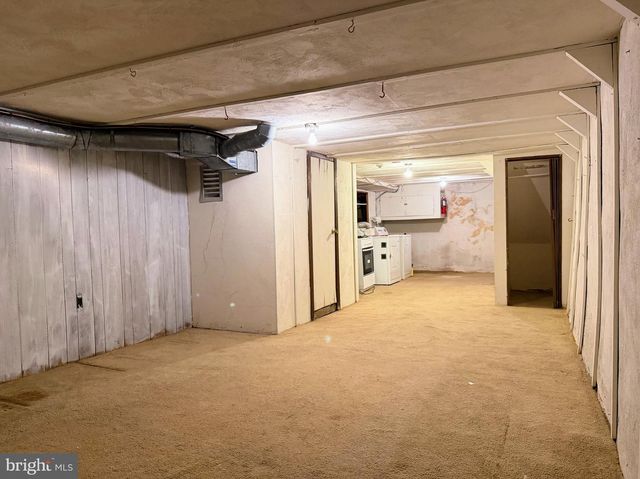 910 MOUNTAIN ST, Philadelphia, PA 19148