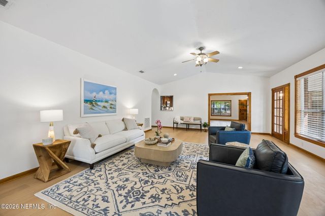 2538 HALPERNS Way, Middleburg, FL 32068