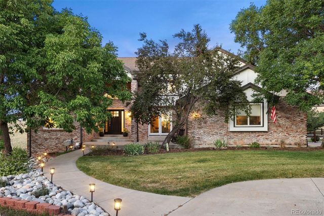 19227 E Costilla Place, Centennial, CO 80016