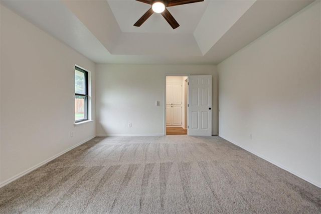 8013 Wilshire Ridge Drive, Oklahoma City, OK 73132