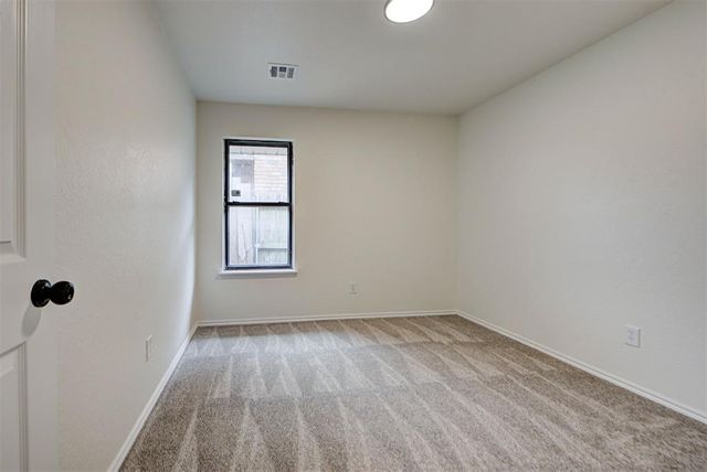 8013 Wilshire Ridge Drive, Oklahoma City, OK 73132