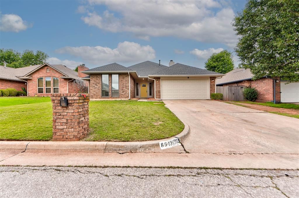 8013 Wilshire Ridge Drive, Oklahoma City, OK 73132