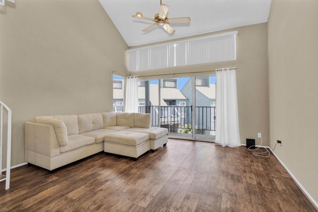 12500 Melville Drive 331C, Montgomery, TX 77356