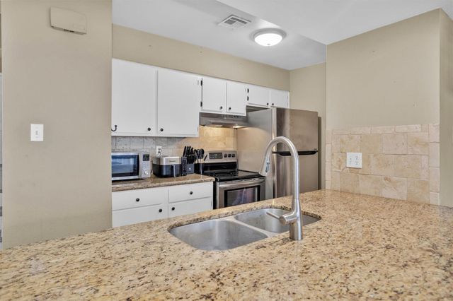 12500 Melville Drive 331C, Montgomery, TX 77356