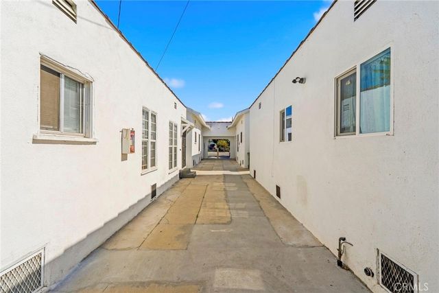 2500 Hill, Huntington Park, CA 90255