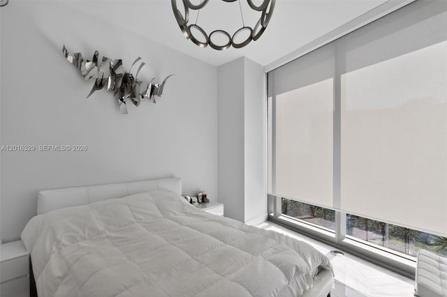 15701 Collins Ave 805, Sunny Isles Beach, FL 33160