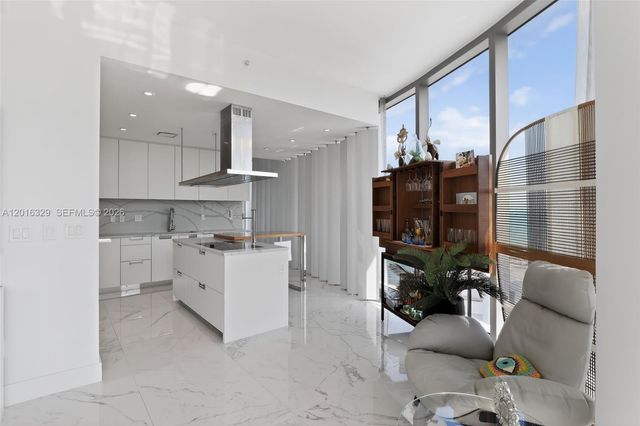 15701 Collins Ave 805, Sunny Isles Beach, FL 33160