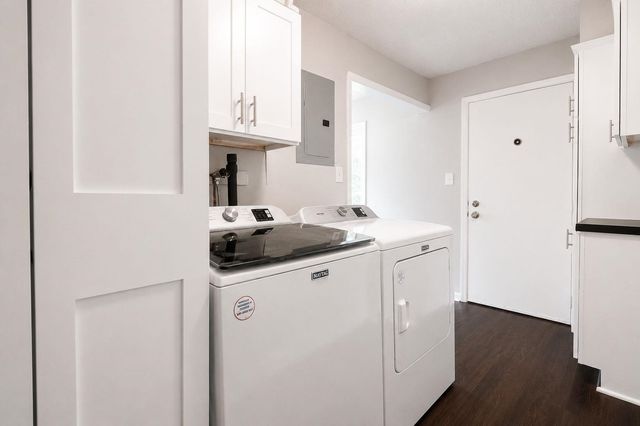 1121 N Ridgewood, Wichita, KS 67208