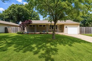 1121 N Ridgewood, Wichita, KS 67208