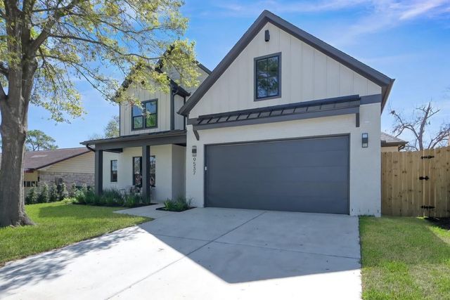 9537 Kerrwood Lane, Houston, TX 77080