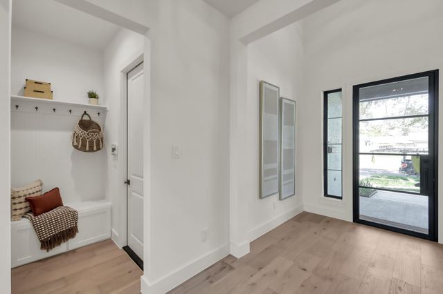 9537 Kerrwood Lane, Houston, TX 77080
