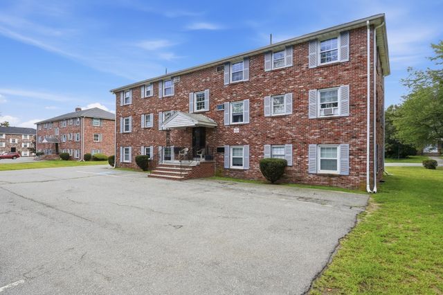 23 Frank St 6, Dracut, MA 01826