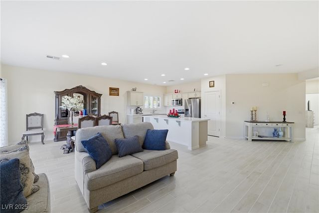 5730 East La Campana Drive, Pahrump, NV 89061