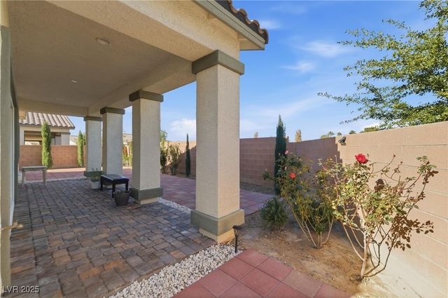 5730 East La Campana Drive, Pahrump, NV 89061