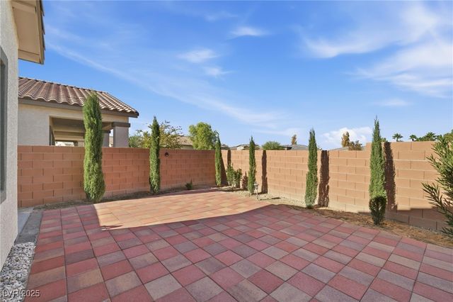 5730 East La Campana Drive, Pahrump, NV 89061