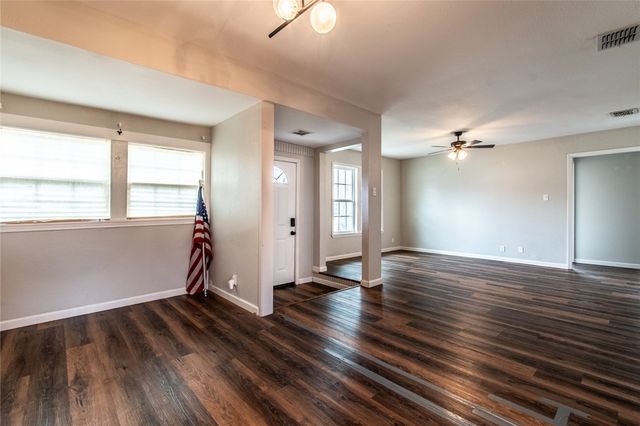 4021 Barnes St, Corpus Christi, TX 78411