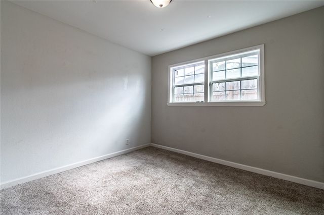 4021 Barnes St, Corpus Christi, TX 78411