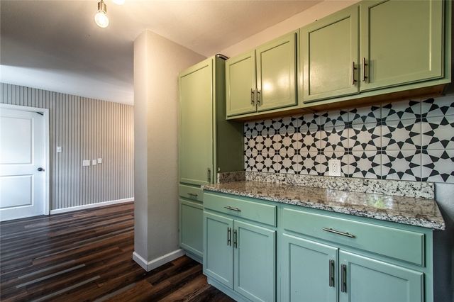 4021 Barnes St, Corpus Christi, TX 78411