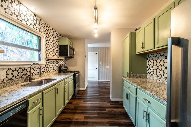 4021 Barnes St, Corpus Christi, TX 78411