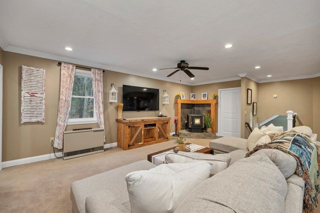 138 Summit Avenue, Gilford, NH 03249