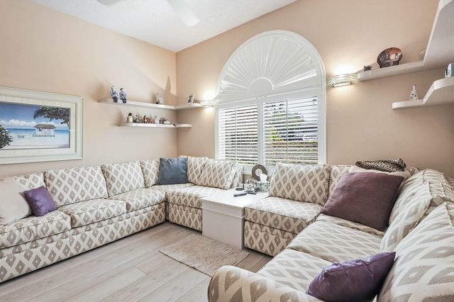 6737 Palermo Way, Lake Worth, FL 33467