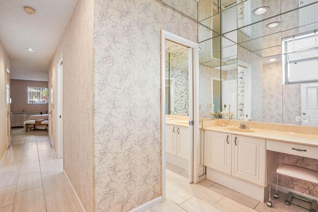 6737 Palermo Way, Lake Worth, FL 33467