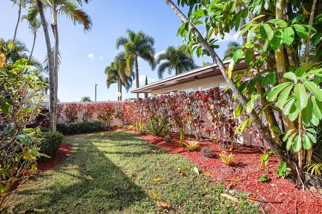 6737 Palermo Way, Lake Worth, FL 33467