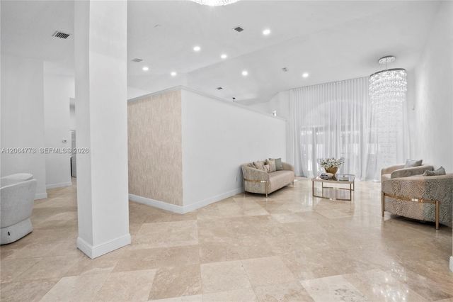 5750 SW 67 Ave, Miami, FL 33143
