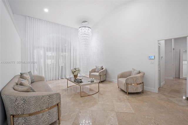 5750 SW 67 Ave, Miami, FL 33143
