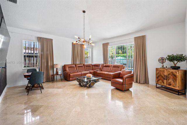 5750 SW 67 Ave, Miami, FL 33143