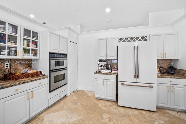 5750 SW 67 Ave, Miami, FL 33143