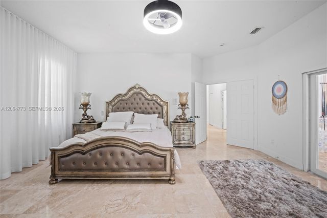 5750 SW 67 Ave, Miami, FL 33143