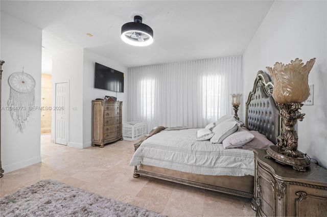 5750 SW 67 Ave, Miami, FL 33143