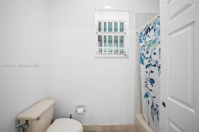 5750 SW 67 Ave, Miami, FL 33143