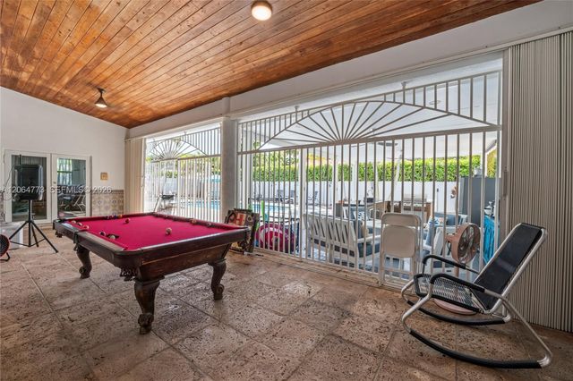 5750 SW 67 Ave, Miami, FL 33143