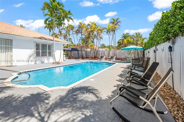 5750 SW 67 Ave, Miami, FL 33143