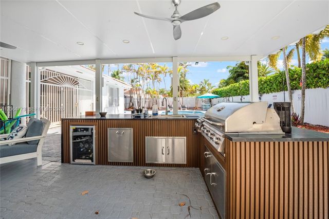 5750 SW 67 Ave, Miami, FL 33143