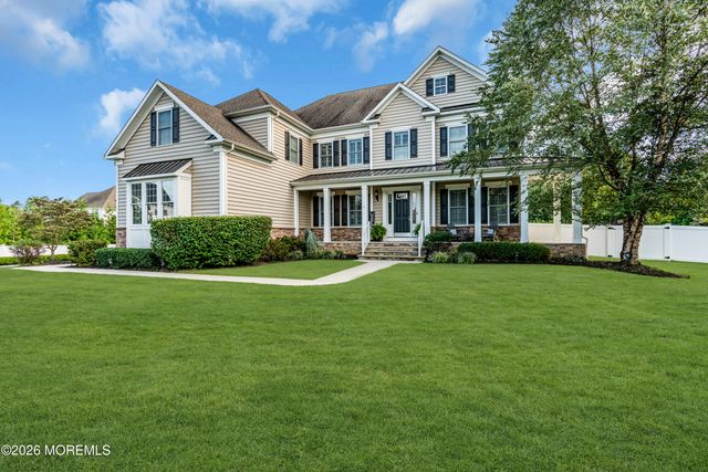 6 Van Note Court, Middletown, NJ 07748