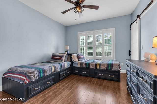 6 Van Note Court, Middletown, NJ 07748