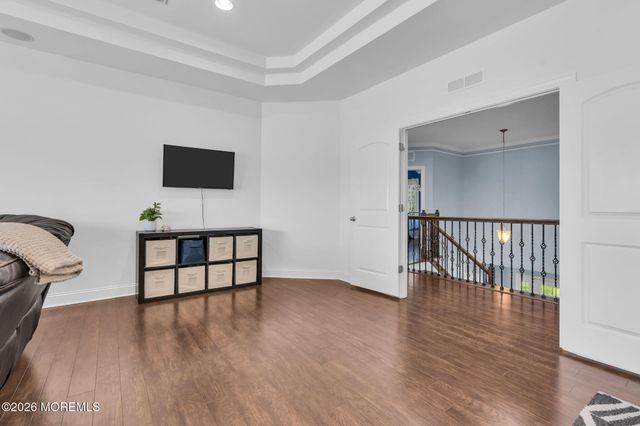 6 Van Note Court, Middletown, NJ 07748
