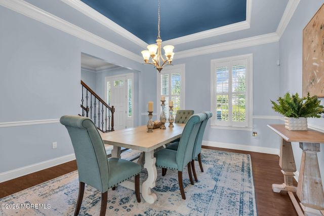 6 Van Note Court, Middletown, NJ 07748