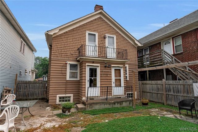 67 Hartwell Road, Buffalo, NY 14216
