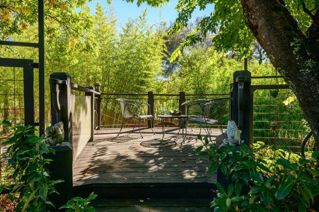 994 Lotus, Lotus, CA 95651